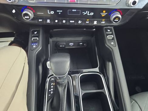 Certified 2023 Kia Telluride SX Prestige X-Line AWD/4WD image 23