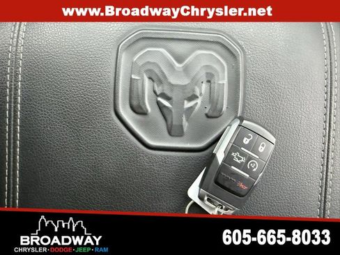 Used 2024 RAM 3500 Laramie image 22