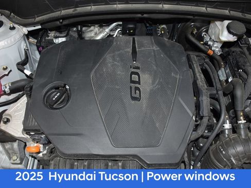Certified 2025 Hyundai Tucson XRT AWD/4WD image 8