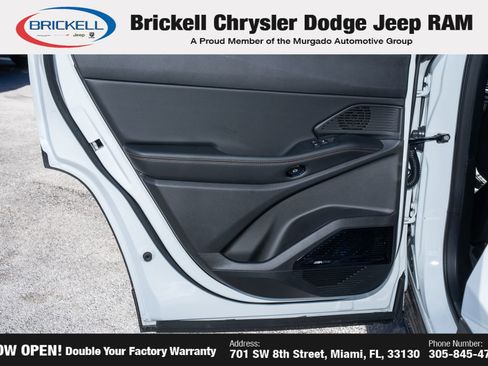 New 2026 Jeep Cherokee Laredo image 12