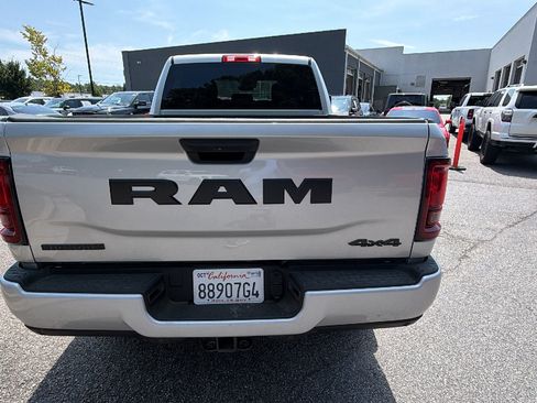 Used 2026 RAM 2500 Big Horn AWD/4WD image 9
