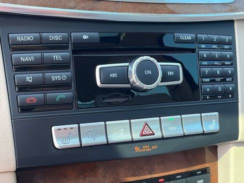 Used 2014 Mercedes-Benz E 350 Sedan image 20