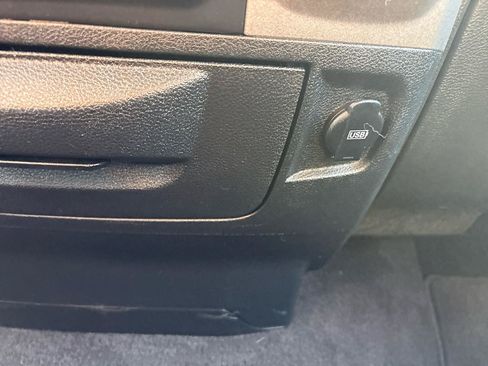 Used 2018 RAM 1500 Express AWD/4WD image 30