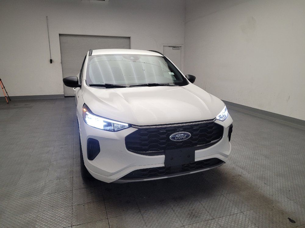 Used 2023 Ford Escape ST-Line w/ Equipment Group 301A FWD image 14