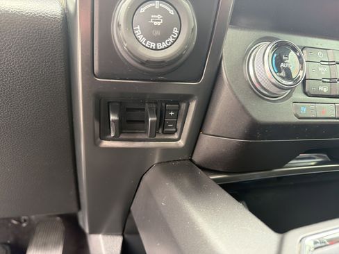 Certified 2019 Ford F150 Lariat w/ Equipment Group 502A Luxury AWD/4WD image 56