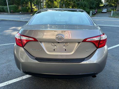 Used 2014 Toyota Corolla LE FWD image 6