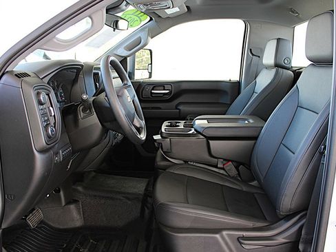 Used 2024 Chevrolet Silverado 3500 W/T w/ Snow Plow Prep Package image 24