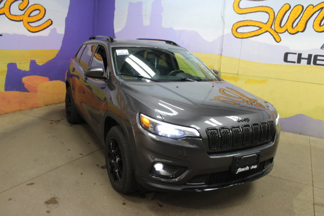 Used 2021 Jeep Cherokee Latitude Lux AWD/4WD image 2