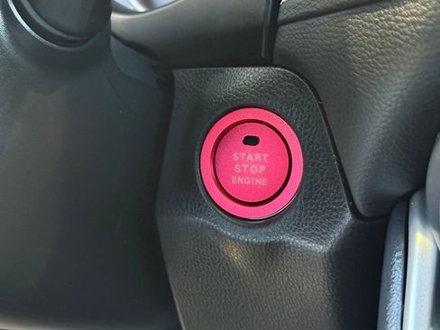 Used 2019 Toyota RAV4 XLE image 28