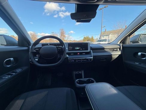 Used 2024 Hyundai Ioniq 5 SEL image 17