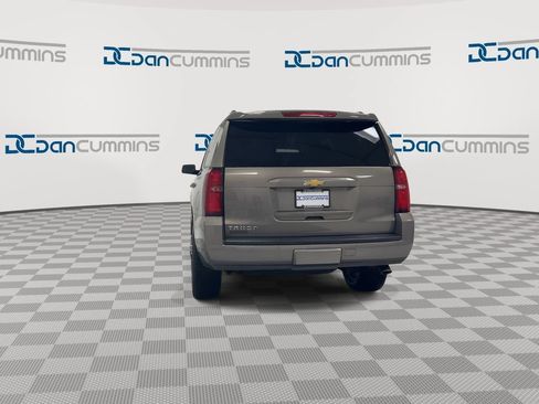 Used 2017 Chevrolet Tahoe LT w/ LT Signature Package AWD/4WD image 7