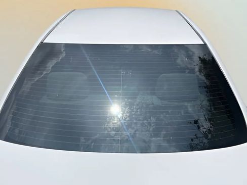 Used 2013 Toyota Corolla LE FWD image 39