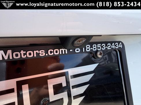 Used 2018 Volkswagen Passat 2.0T R-Line w/ R-Line Lighting Package FWD image 11