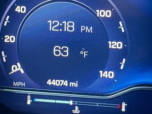 Used 2023 Chevrolet Suburban High Country image 27