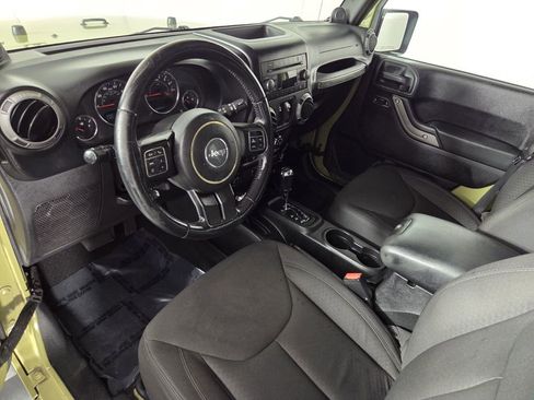 Used 2013 Jeep Wrangler Unlimited Sport image 11