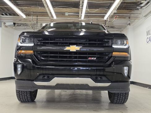 Used 2017 Chevrolet Silverado 1500 LT w/ All Star Edition AWD/4WD image 3