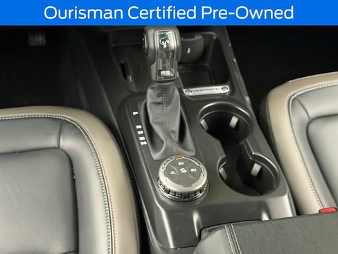 Used 2025 Ford Bronco Outer Banks AWD/4WD image 24