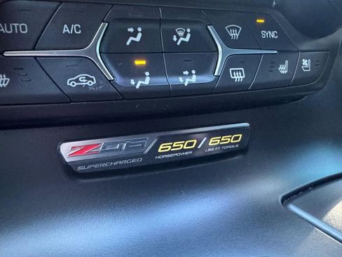 Used 2016 Chevrolet Corvette Z06 w/ 2LZ Preferred Equipment Group image 16