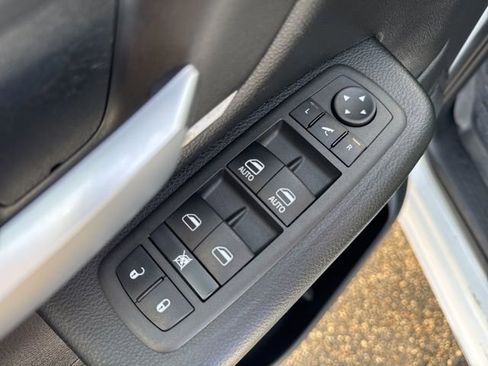 Used 2022 RAM 1500 Big Horn image 13