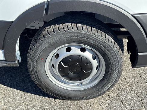 New 2026 Ford Transit 250 148 Medium Roof w/ Load Area Protection Package image 33