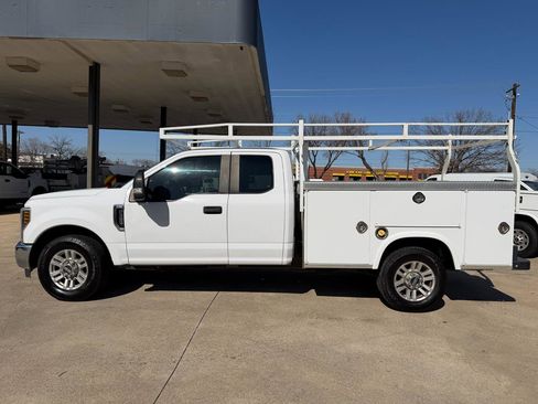 Used 2019 Ford F350 XL w/ STX Appearance Package image 2