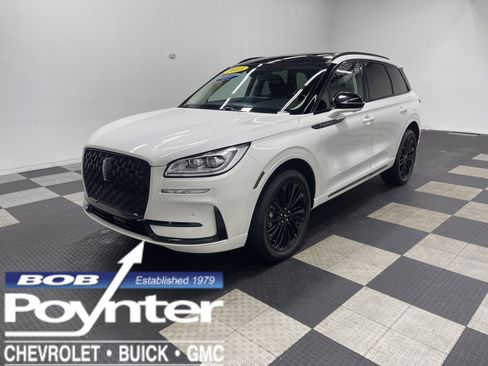 Used 2023 Lincoln Corsair Reserve w/ Equipment Group 201A AWD/4WD image 1