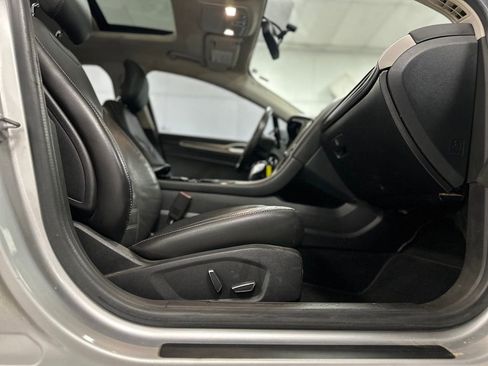 Used 2014 Ford Fusion SE w/ Equipment Group 202A image 21