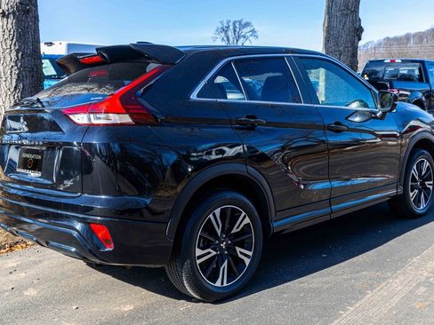 Used 2023 Mitsubishi Eclipse Cross SE image 6