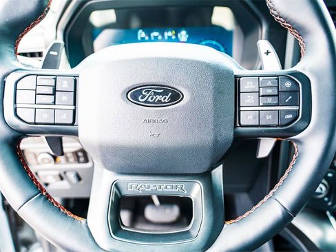 Used 2025 Ford F150 Raptor AWD/4WD image 13