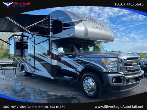 Used 2016 Ford F550 2WD Regular Cab Super Duty image 10