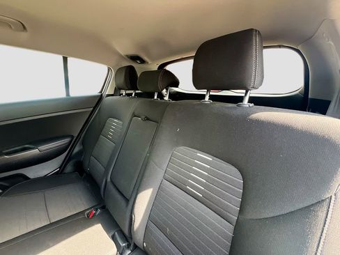 Used 2018 Kia Sportage LX image 24