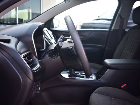 Used 2022 Chevrolet Equinox LT FWD image 28
