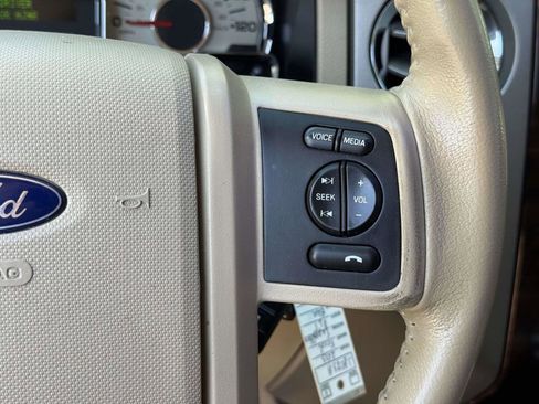 Used 2013 Ford Expedition XLT AWD/4WD image 13