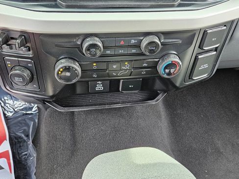 Used 2025 Ford F250 XLT image 18
