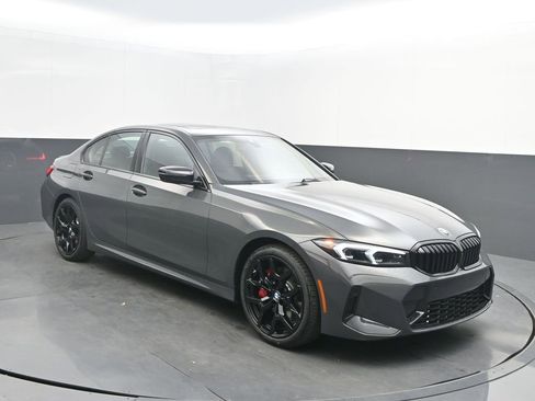 New 2026 BMW 330i Sedan w/ M Sport Package RWD image 9