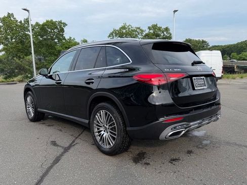 Used 2026 Mercedes-Benz GLC 300 4MATIC image 5