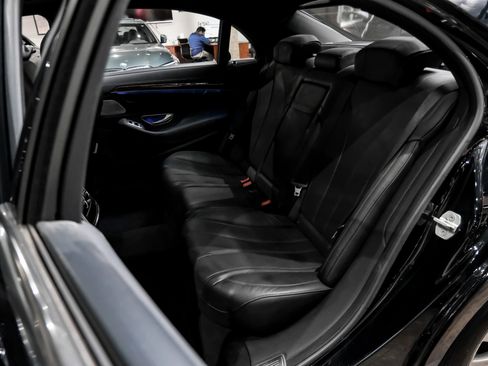 Used 2014 Mercedes-Benz S 550 Sedan image 39