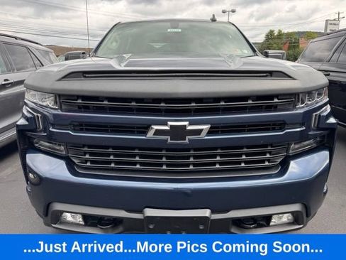 Used 2022 Chevrolet Silverado 1500 RST AWD/4WD image 2