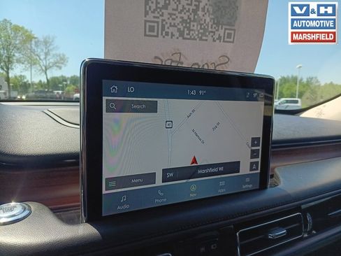 Used 2023 Lincoln Aviator Reserve AWD/4WD image 10
