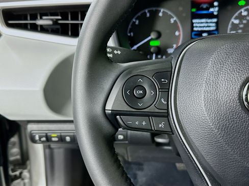 Certified 2023 Toyota Corolla SE image 16