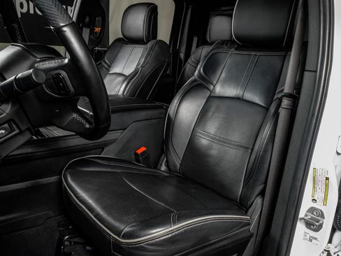 Used 2022 RAM 3500 Limited AWD/4WD image 29
