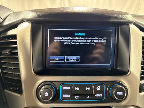 Used 2017 GMC Yukon SLT w/ HD Trailering Package AWD/4WD image 31