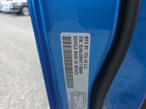 Used 2026 Jeep Compass Latitude image 38