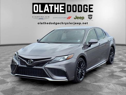 Used 2024 Toyota Camry XSE FWD image 1