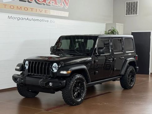 Used 2023 Jeep Wrangler Unlimited Sport AWD/4WD image 7