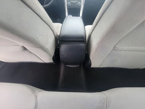 Used 2017 Ford Fusion S image 25