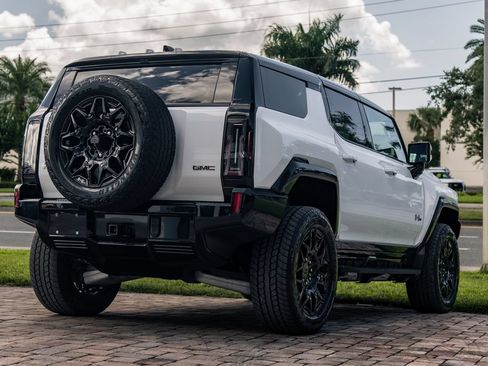 Used 2025 GMC Hummer EV 2X AWD/4WD image 5