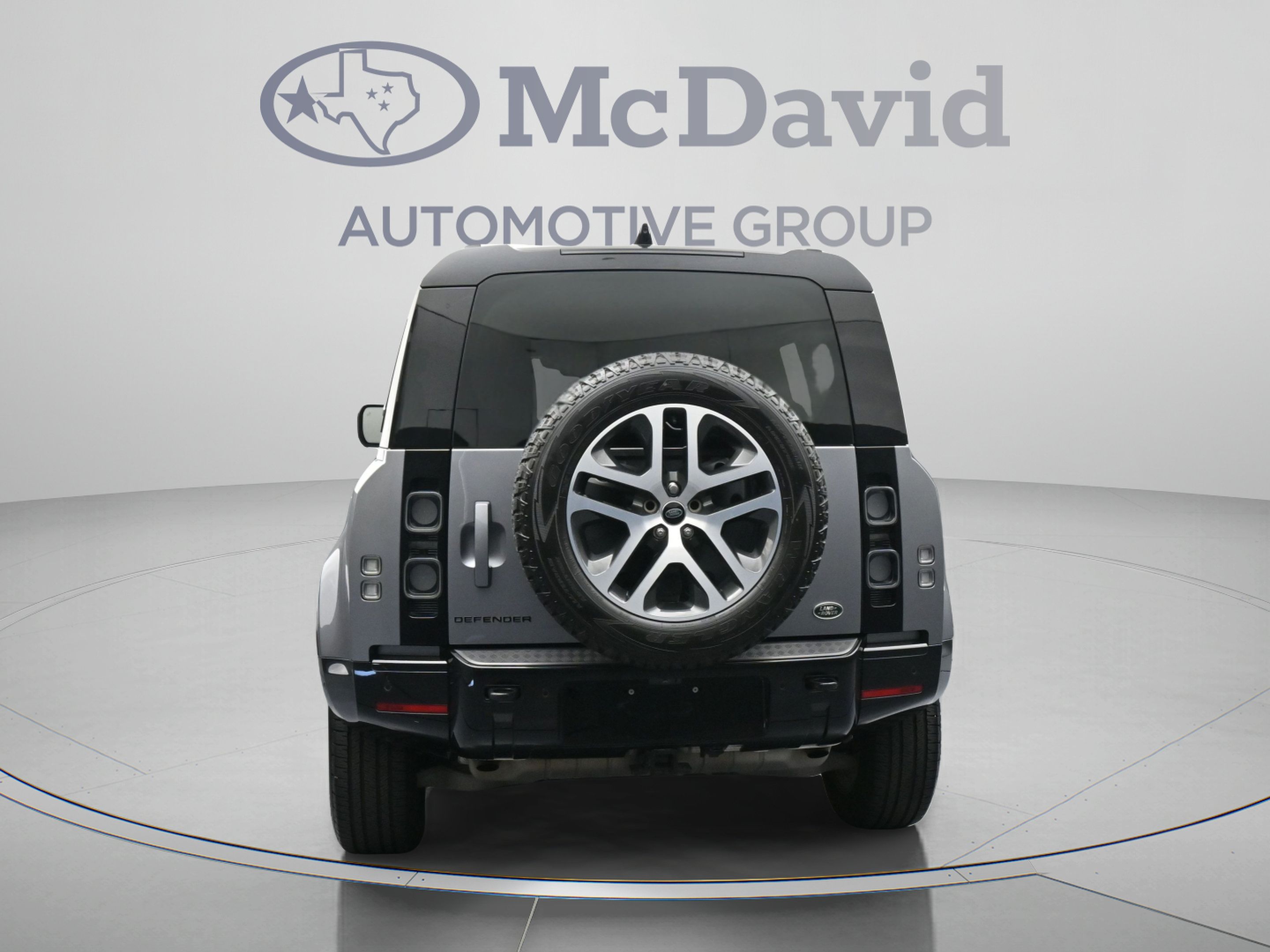 Used 2022 Land Rover Defender 110 X AWD/4WD image 7