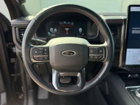 Used 2024 Ford Expedition Max Limited image 17