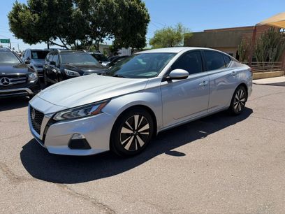 Used 2021 Nissan Altima 2.5 SV